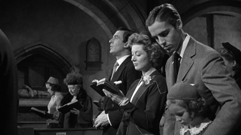 Greer Garson as Kay Miniver with her loved ones at church in Mrs. Miniver